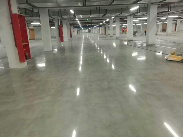 金刚砂耐磨地坪