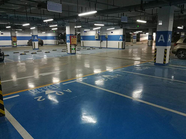 金刚砂耐磨地坪