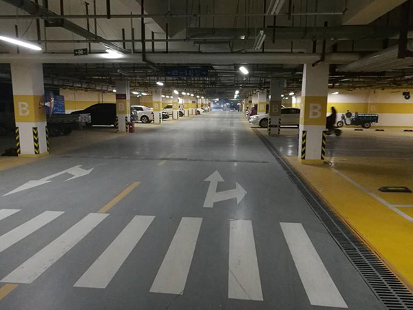 金刚砂耐磨地坪