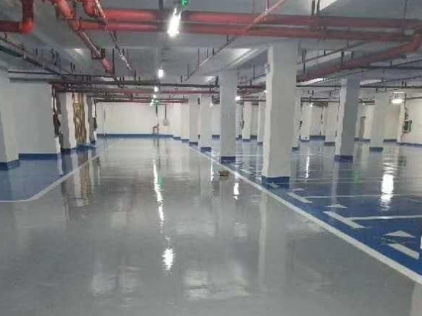 停车场车位环氧地坪